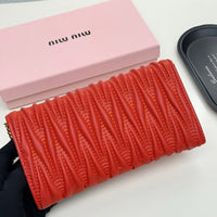 Matelassé Leather Wallet