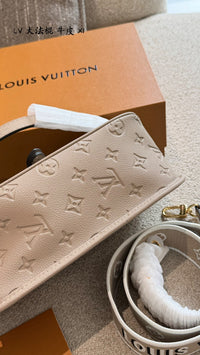 Diane Satchel