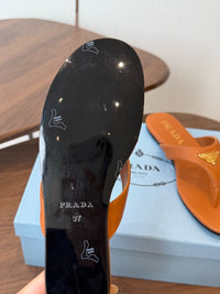 26S Leather Thong Sandals