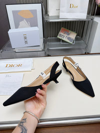 26S Slingback Pumps
