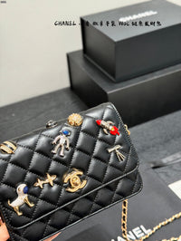 Lambskin Wallet on Chain