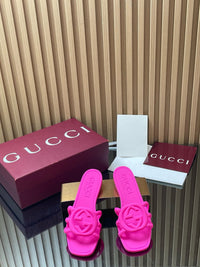 Interlocking G Slide Sandals