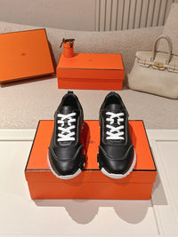 26S Bouncing Sneakers
