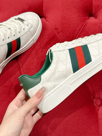 Low Top Sneakers
