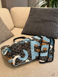 Lettres Camouflage PM Tote Bag