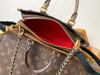 OnTheGo East West Bag