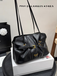 Dada Shoulder Bag