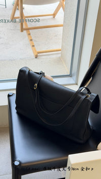 26S Maxi Flap Bag
