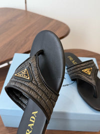 26S Leather Thong Sandals