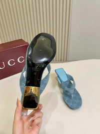 Vittoria Thong Sandals