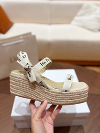 J'Adio Wedge Slides