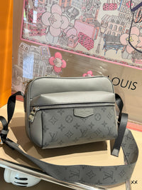 Outdoor Messenger Bag