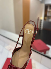 Garavani VLogo Patent Leather Pumps 8cm