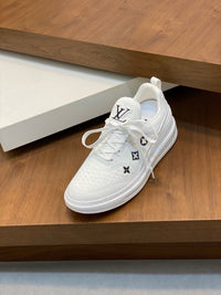 Skate Sneakers