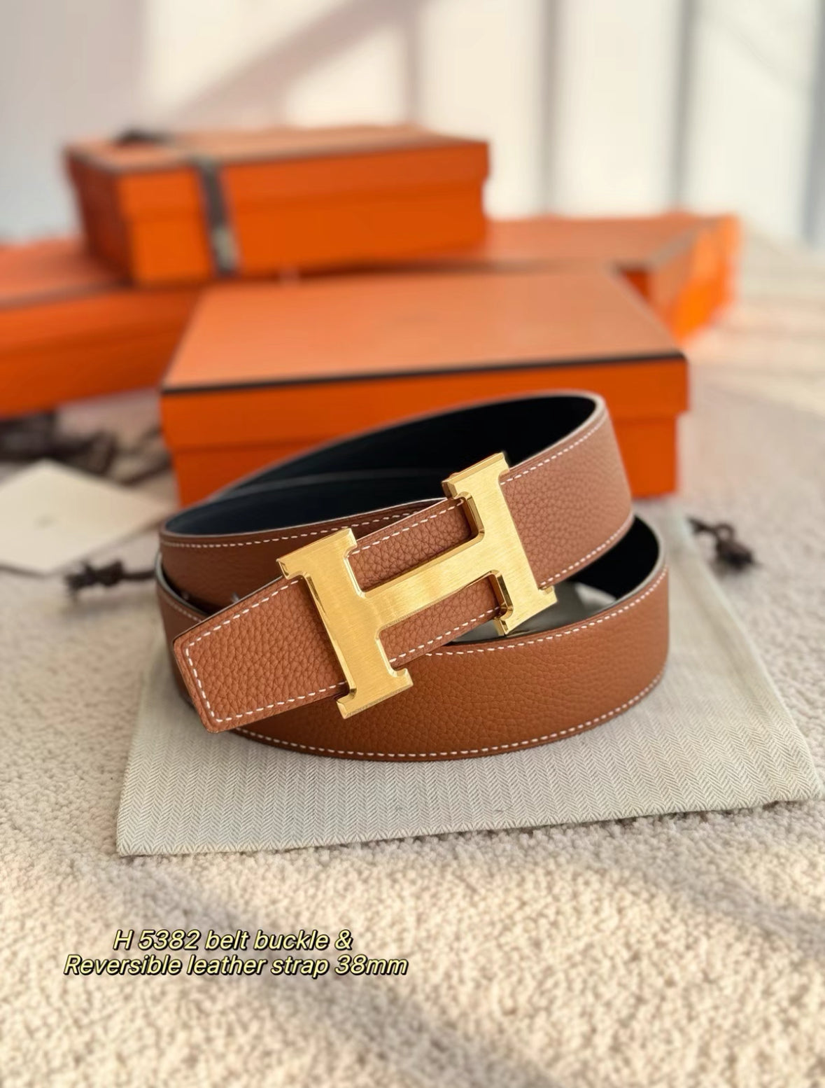 H Belt Buckle & Reversible Leather Strap 38mm