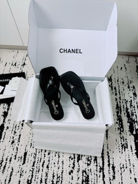 26A Times Square Thong Sandals