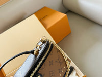 Vanity Pouch Trunk Bag
