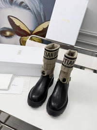 D-Major Boots