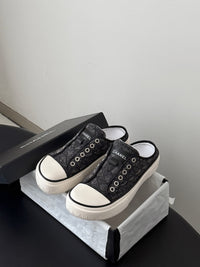 26C Trainers