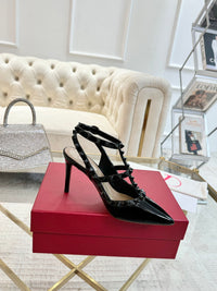 Garavani Rockstud Patent Leather Pumps 10cm