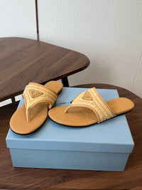 26S Leather Thong Sandals