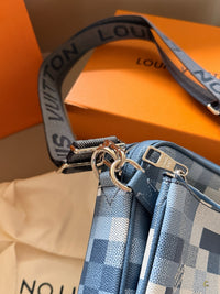 District PM Messenger Bag