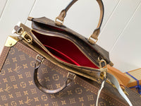 OnTheGo East West Bag