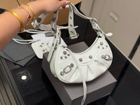 Le Cagole Shoulder Bag