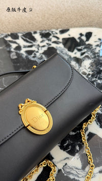Médaillon Pouch
