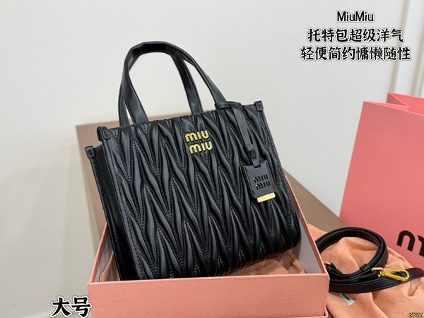Matelassé Leather Bag