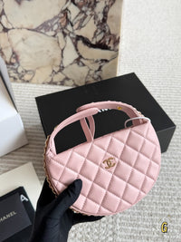 Halfmoon Bag