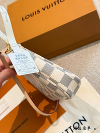 Pochette Accessoires Bag