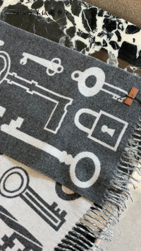 Casaque Porte-Clefs Scarf