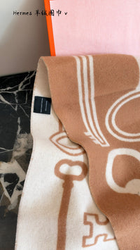 Casaque Porte-Clefs Scarf