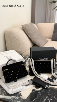 Velvet Diamanté Vanity
