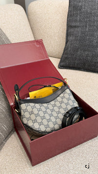 Starlet Shoulder Bag