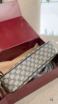 Starlet Shoulder Bag