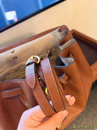 Rendez-vous Leather Shoulder Bag