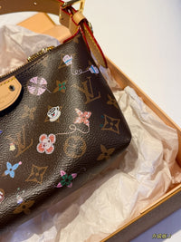 Pochette Hills Pouch
