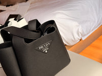 Liaison Tote Bag