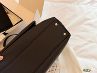 26B Large Tote Bag